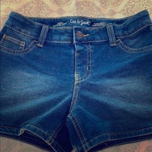 Stretchy jean shorts